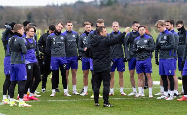 Shaun Maloney addresses his Hibs squad in training ahead of the match against Celtic.