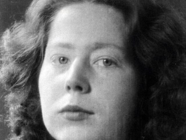"Ik schiet beter! (I shoot better!)" Schaft was a Dutch resistance fighter during WW2, reportedly when the Nazis tried to execute her, one shot at her head and only grazed her temple, she taunted this quote in response before a second gunman managed to kill her.