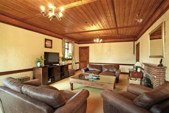 Lounge.