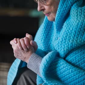 As temperatures continue to plummet the NHS has issued advice to vulnerable people during the cold snap 