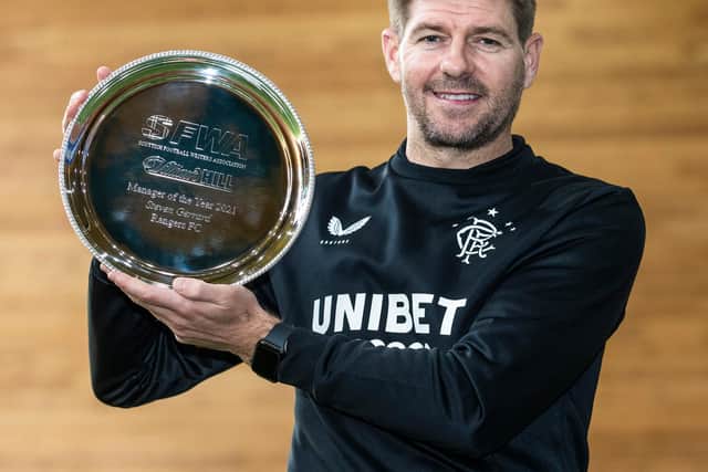 Steven Gerrard with the William Hill Manager of the Year award for 2020-21 from the Scottish Football Writers' Association. (Photo by Kirk O'Rourke).