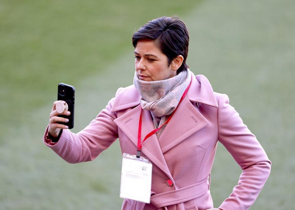Nicola Sturgeon pays tribute to courageous Eilidh Barbour over sexist Scottish Football Writers Association awards night speech