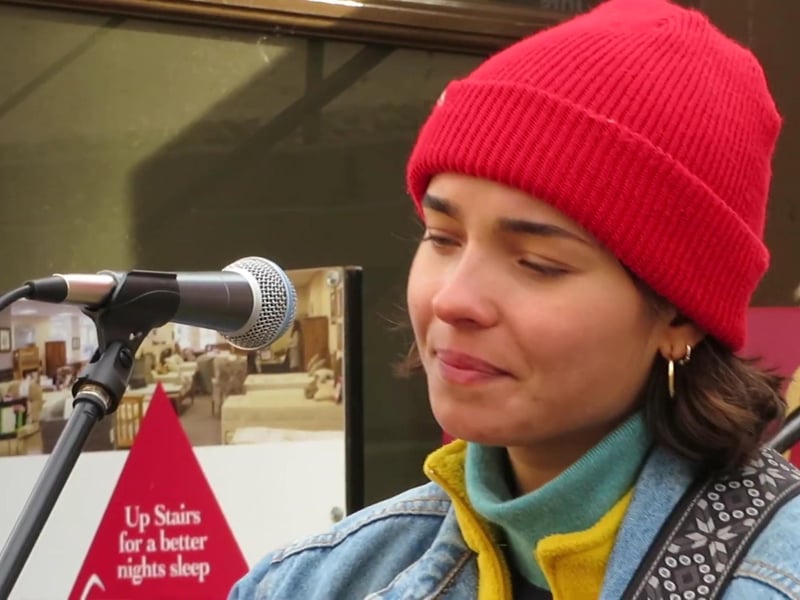 According to the ‘Gigs in Scotland’ website: “Tamzene is a young singer, writer and multi-instrumentalist from the coastal town of Cromarty in the Scottish Highlands.” She started playing instruments like the violin aged 8.