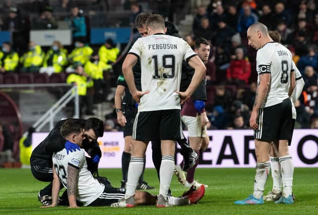 Aberdeen's Matty Kennedy suffered an injury in the loss to Hearts.  (Photo by Ross Parker / SNS Group)