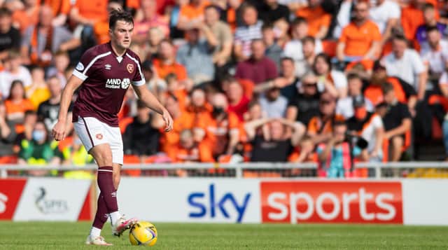 Hearts defender John Souttar has signed a pre-contract with Rangers.