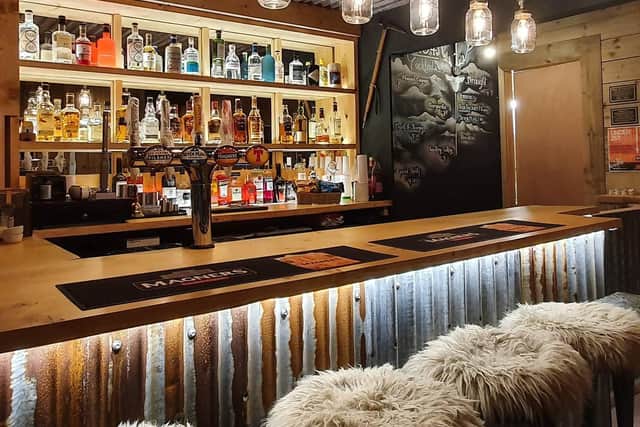 The Highland Bar No.4, which is open to non-residents, has a range of lagers and beers, an extensive wine list, gins, single malts and soft drinks.