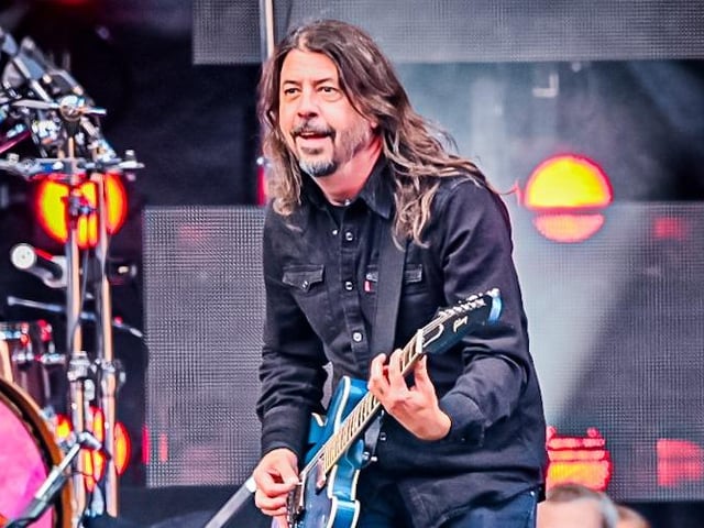 Foo Fighters on stage