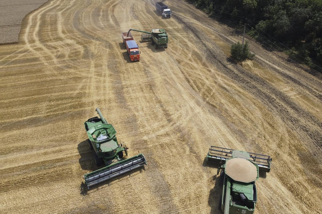 Russian invasion raises fears over world grain prices