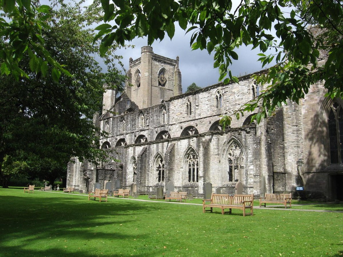 Staff shortages keep Scottish visitor attractions closed as summer season opens