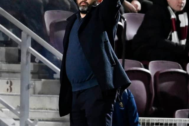 St Johnstone manager Callum Davidson makes orders from the touchline.