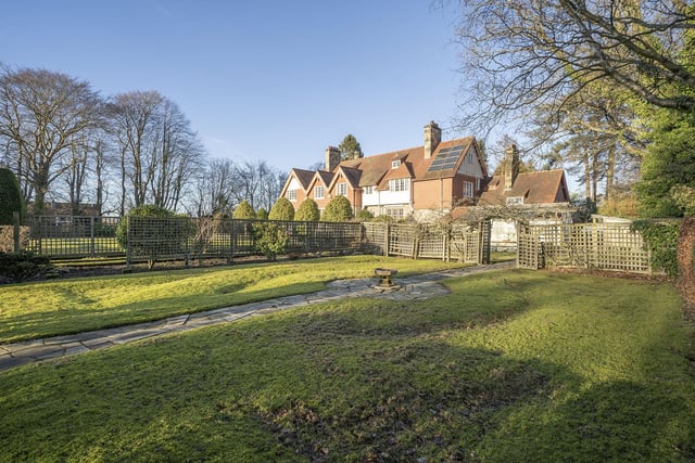 Exterior: Endrick Lodge offers two acres of grounds which includes gardens, lawns and an orchard.
Contact: Harper & Stone