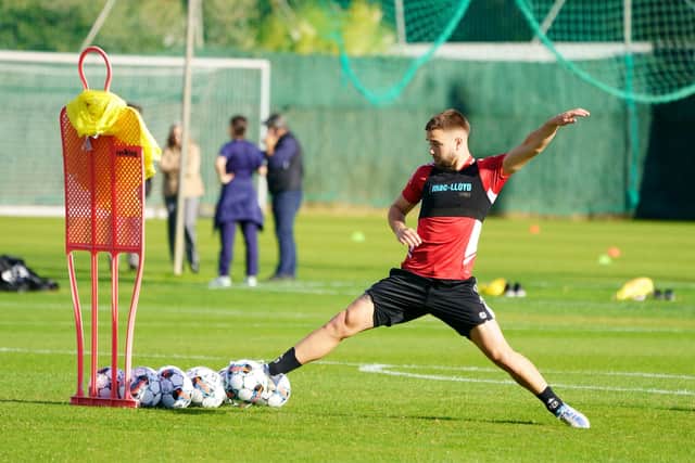 Rangers want to sign Standard Liege midfielder Nicolas Raskin.