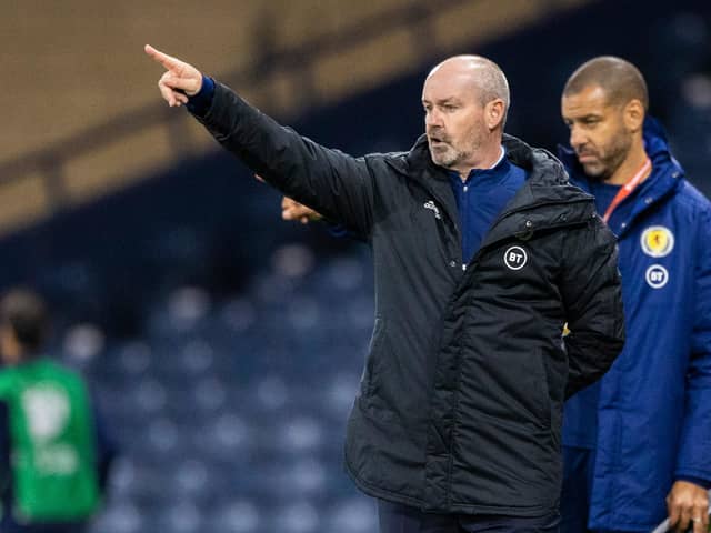 Scotland manager Steve Clarke points the way during the Euro 2020 play-off between Scotland and Israel at Hampden Park (Photo by Craig Williamson / SNS Group)