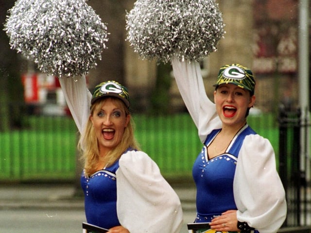 Scottish Claymores cheerleaders, Debbie Jackson and  Isla Brown