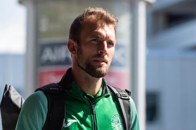 Hibs striker Christian Doidge has penned a new two-year deal