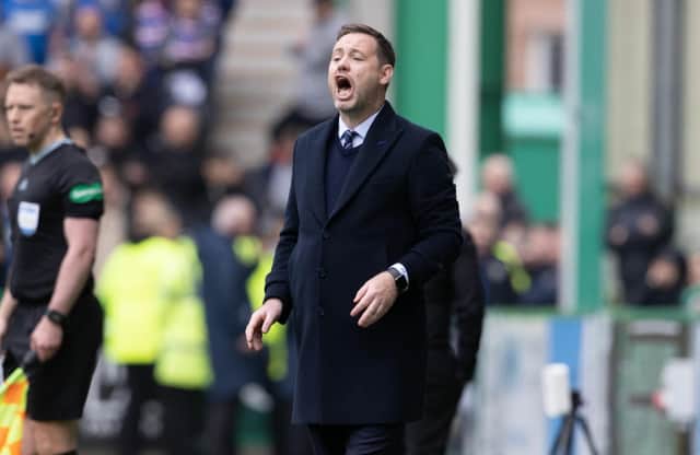 Rangers boss Michael Beale shouts instructions to his players during the win over Hibs at Easter Road. (Photo by Alan Harvey / SNS Group)