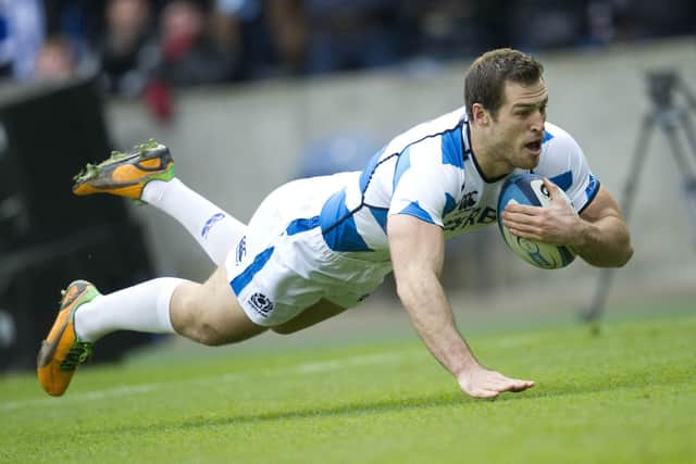 Visser touches down to claim a try for Scotland after 13 minutes against New Zealand in 2012.