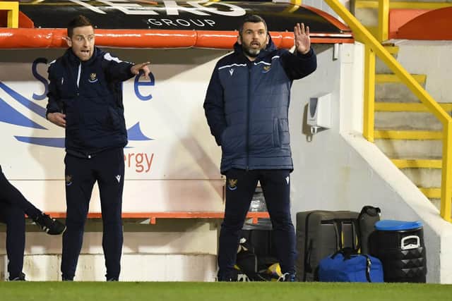 St Johnstone manager Callum Davidson issues instructions at Pittodrie.
