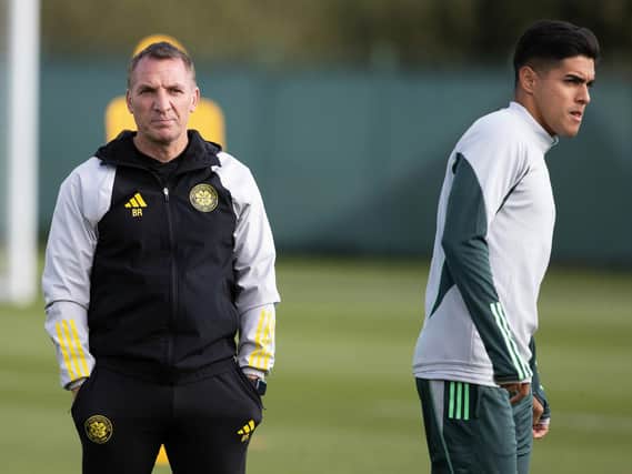 Celtic manager Brendan Rodgers with new signing Luis Palma during a training session at Lennoxtown. (Photo by Alan Harvey / SNS Group)