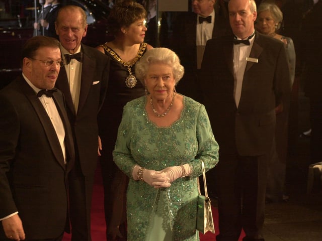 Her Majesty Queen Elizabeth arrives at the Edinburgh Festival Theatre for the 2003 Royal Variety Performance.