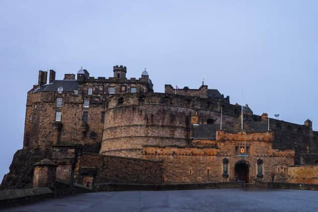 A sign at Edinburgh Castle that describes British soldiers who fought in the Siege of Lucknow as “heroes” will be replaced with one that is “accurate and balanced”, officials have said.