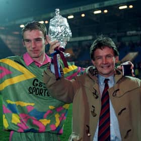 Roddy McKenzie (left) and Stenhousemuir boss Terry Christie. Picture: SNS Group