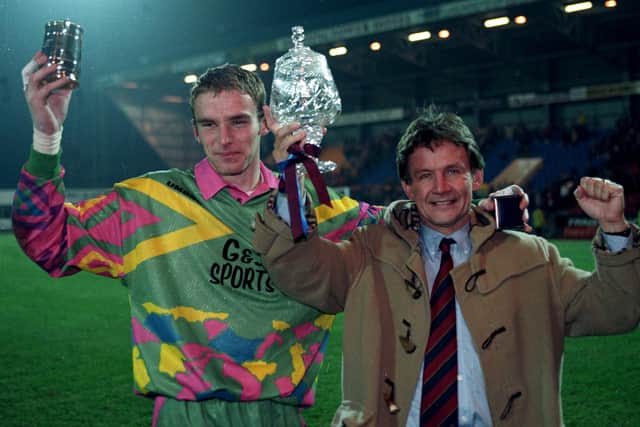 Roddy McKenzie (left) and Stenhousemuir boss Terry Christie. Picture: SNS Group