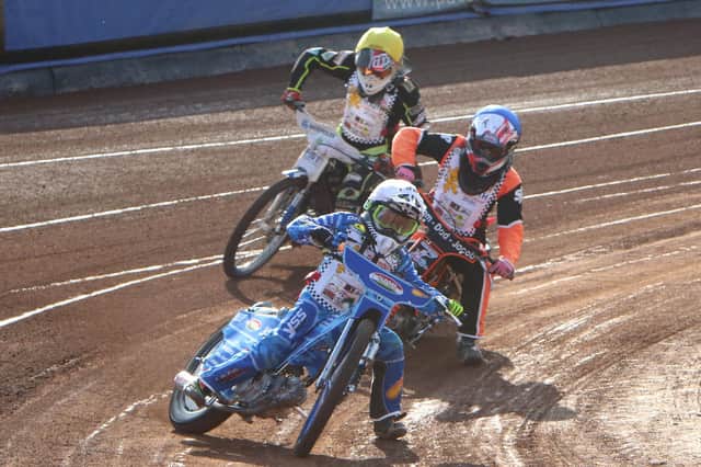 11-year-old Stene Pijper leads a juniors race at Armadale Stadium