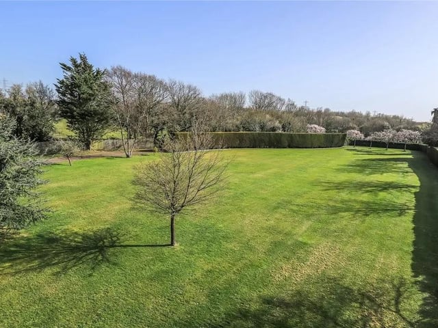 This five bed home in Hook Park Road, Warsash is on the market for £2.85m. It is listed on Zoopla by Charters