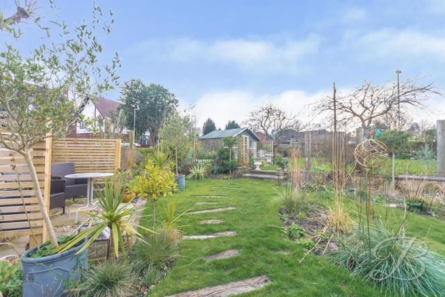 Varied and versatile, the stunning gardens at Alexandra Avenue have lots to offer.