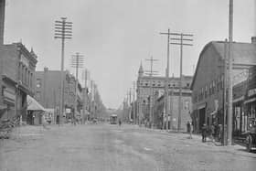 Main Street, Butte City, Montana, circa 1897. PIC: The Print Collector/Getty Images