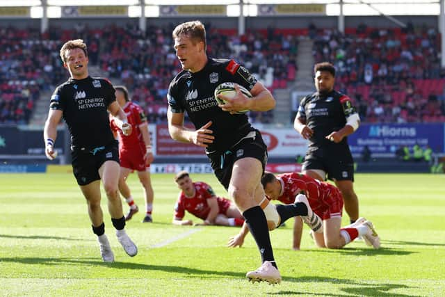 Stafford McDowall got Glasgow Warriors up and running with an early try. (Photo by Michael Steele/Getty Images)