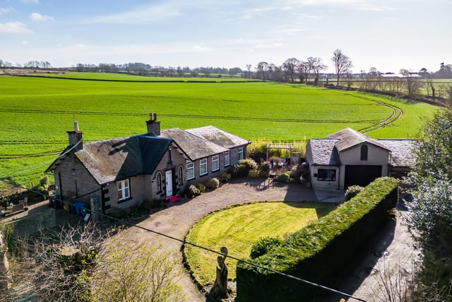 What is it? A former school, built in 1841, that has been upgraded to a beautifully presented four-bedroom detached ranch-style home in a desirable semi-rural location, yet within comfortable reach of all of the excellent amenities and attractions of nearby Dundee.