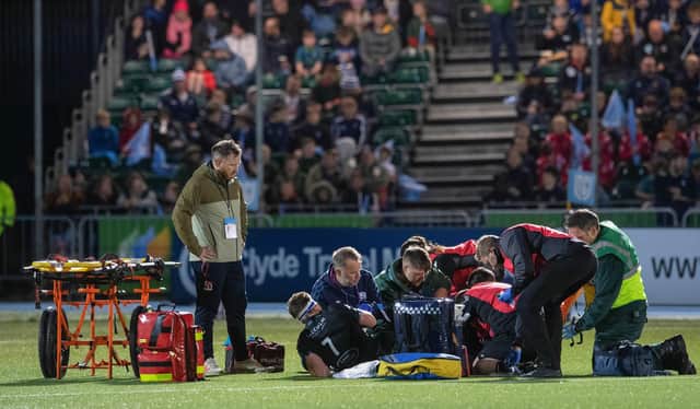 Warriors' Rory Darge is forced off with an injury. (Photo by Ross Parker / SNS Group)