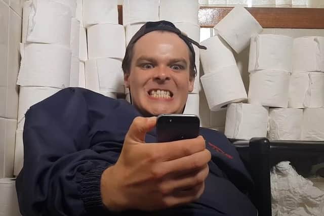 Hammy Sgith previously worked with the National Theatre of Scotland on the Gaelic language short film Craic Head.
