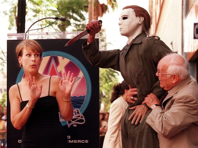 Laurie vs Michael never gets old, however, late 90s hit Halloween H20 offers us more jump scares than many of the other Halloween franchise movies with 16 jump scares - two of them major.