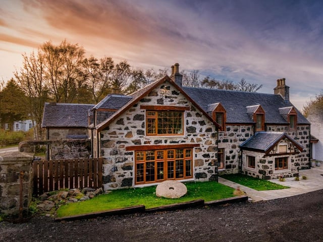 Edinbane Lodge, on Skye, is reputed to be the oldest coaching house on the island, dating back over 500 years, so it's perhaps not surprising that there are some ghostly attractions on offer. There's a man in black often spotted at the entrance, an elderly woman that appears next to the ground floor fire, and an old lady in nightclothes who wanders the passage behind the bar.