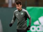 Matt O'Riley trains with Celtic ahead of the Christmas Eve fixture against St Johnstone. (Photo by Craig Williamson / SNS Group)