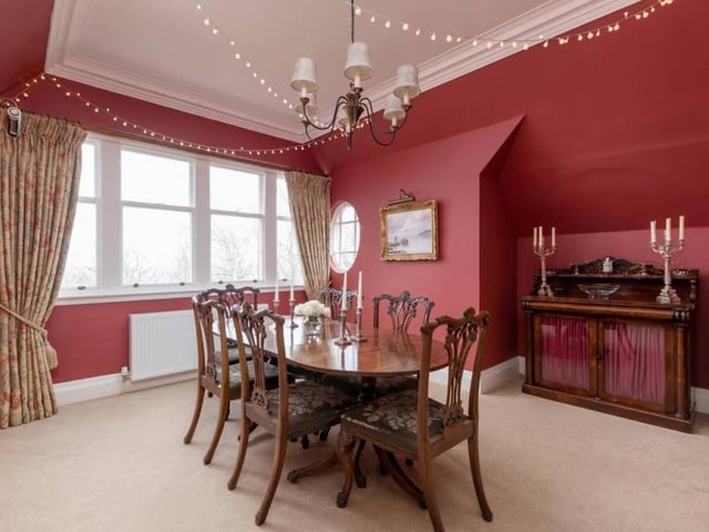 Dining room.