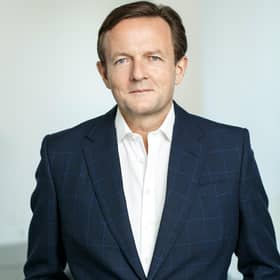 Charles White Thomson, CEO at Saxo UK
