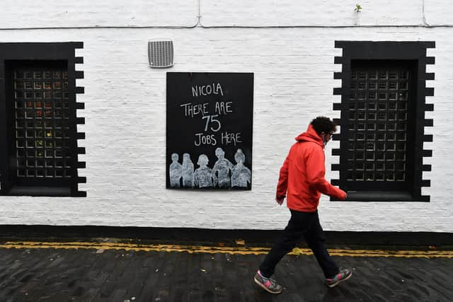 Glasgow west end bars, pubs and restaurants protest new closure measures