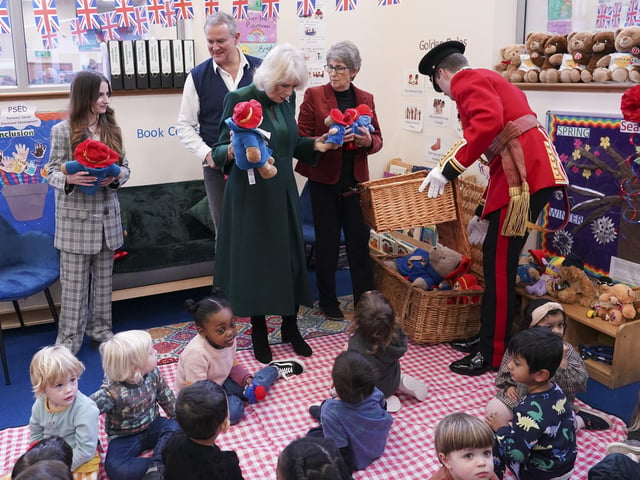 Bonneville, who plays Mr Brown, read Bond’s story “Paddington Takes a Bath” to the children, echoing the way their bears had all needed a clean before arriving at the nursery.