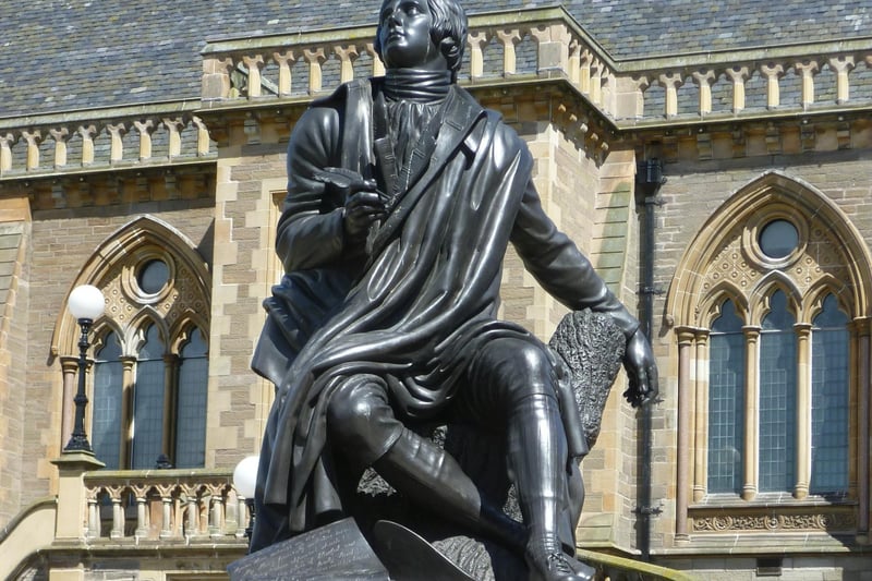 This Burns Statue sits next to the McManus Galleries which can be found in Albert Square, Dundee. It was erected to honour the legendary Scottish poet and lyricist, Robert Burns (or Rabbie Burns) who is credited for the famous song “Auld Lang Syne”.