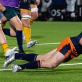 Edinbrugh's Mark Bennett scores a late try.  (Photo by Ross Parker / SNS Group)