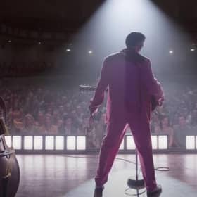 The trailer shows off various iconic Elvis outfits. Photo: Warner Bros.