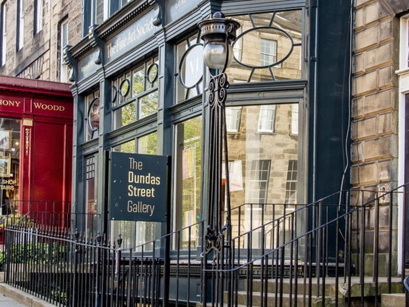 Dundas Street is one of the principal avenues found in Edinburgh’s New Town, it is roughly 541 metres in length. The ‘Dundas’ in the name is connected to the Gaelic ‘Dùn Deas’ which means ‘Southern Fort’.