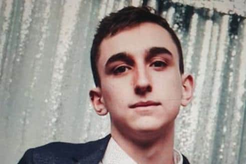 Police have confirmed that a body found in woodland in Aberdeen is that of missing teenager David MacLeod.