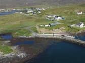 Tha Comhairle Coimhearsnachd Chinn a Deas na Hearadh air dragh a thogail mu suidheachadh an taigheadais.