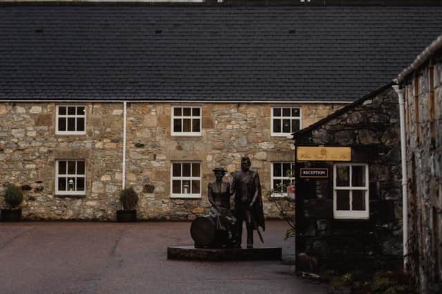 The statues of William and Elizabeth Grant, the founders of the distillery, can be seen in the courtyard of the distillery.