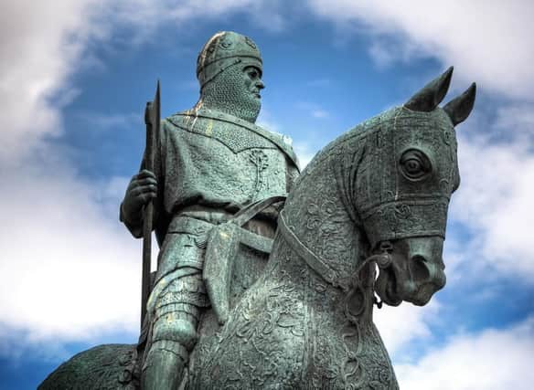 Situated by the site where the Battle of Bannockburn occurred, the monument reads: "ROBERT THE BRUCE KING OF SCOTS 1306–1329". He is one of Scotland’s most revered warriors and led the nation to victory over England in the war for independence.